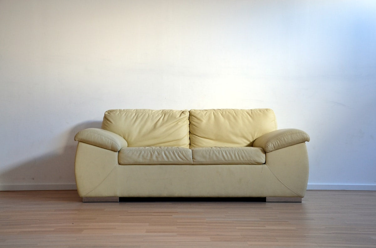 Emerald green velvet accent armchair