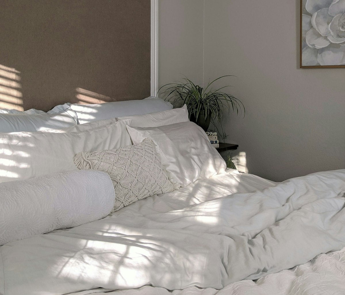 Memory foam pillow pack of two
